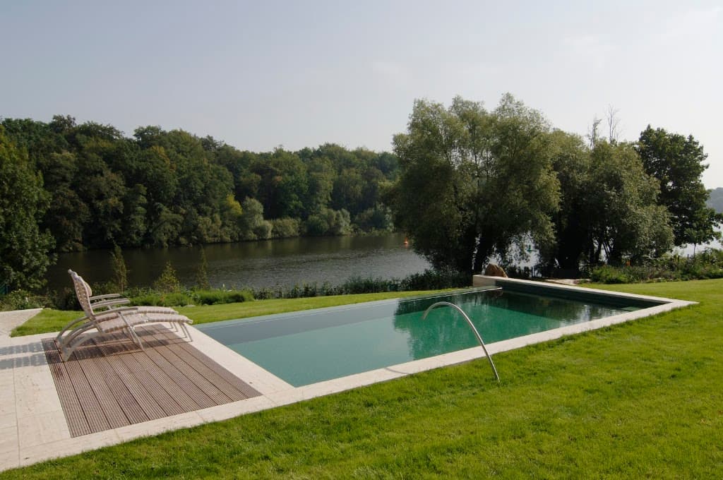 Rüffer Schwimmbad- und Saunaanlagen, Montagen und Vertrieb GmbH